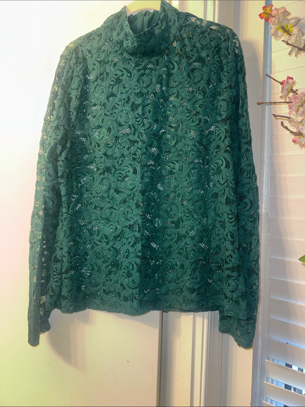 White House Black Market Emerald Green Lace Long Sleeve Turtleneck
